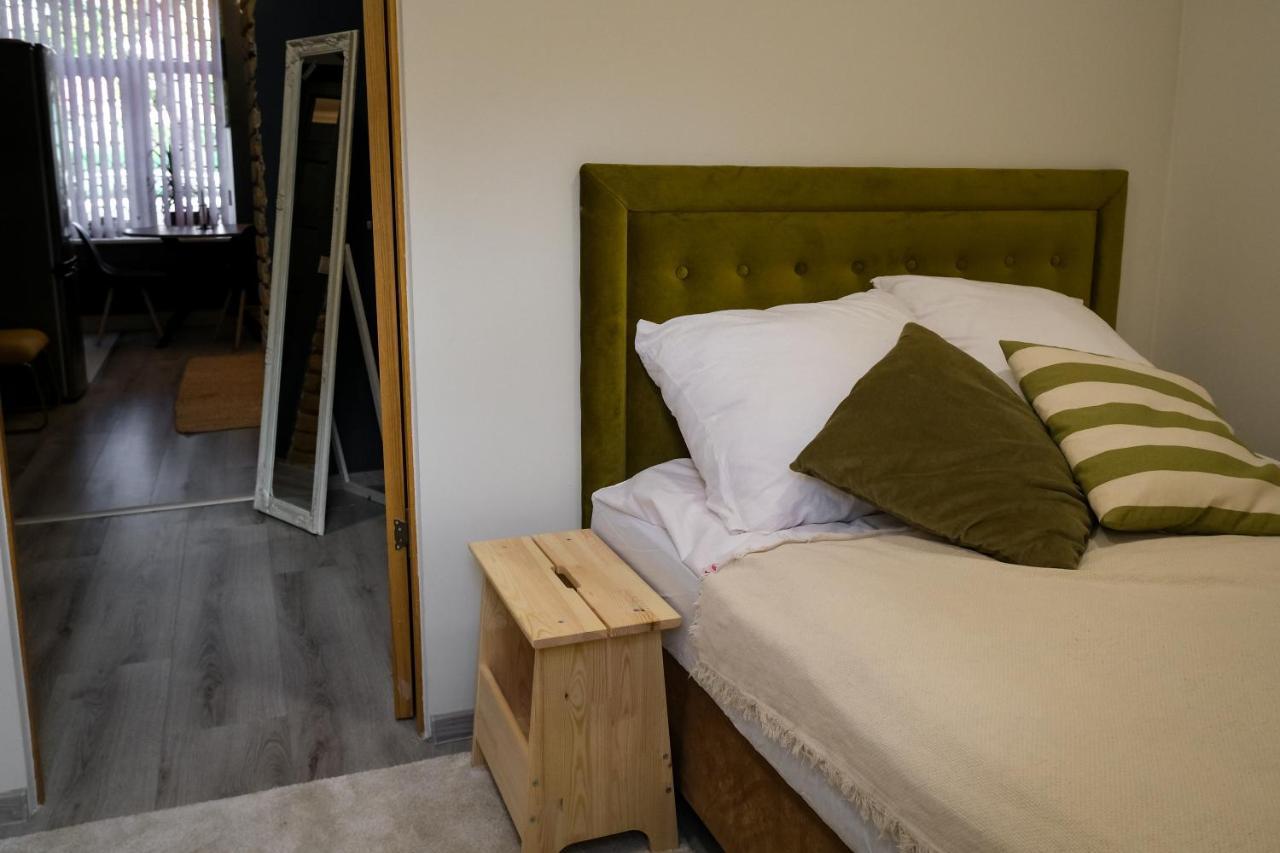 Silti, Atjaunoti Dzivokli Tuvu Centram - 1St Floor Apartment Рига Екстериор снимка